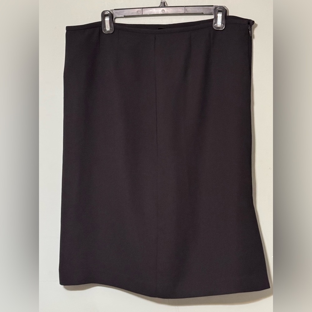 Jones Studio Elegant Black Pencil Skirt